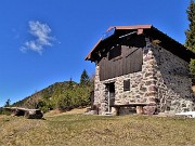  Anello Bivacco (2050 m)-Laghetto (2116 m) Tre Pizzi da Capovalle (1130 m)-10apr22- FOTOGALLERY